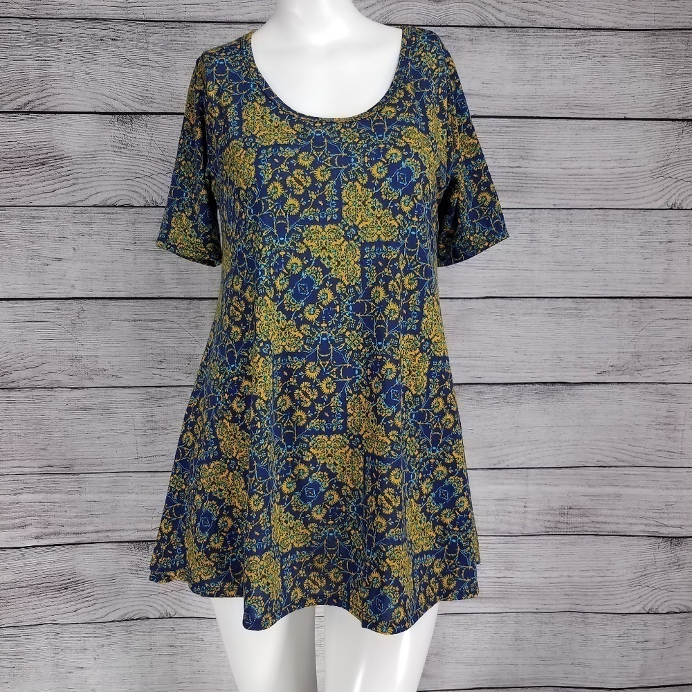 Lularoe XXS Perfect T Tee shirt Swing Top Tunic Short Sleeve Floral